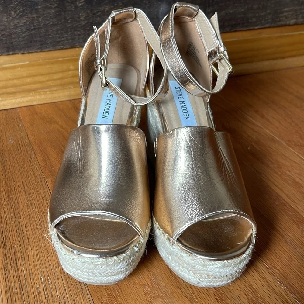 Steve Madden Rose Gold Platform Wedges Jaylen Sandals, Size 8.5